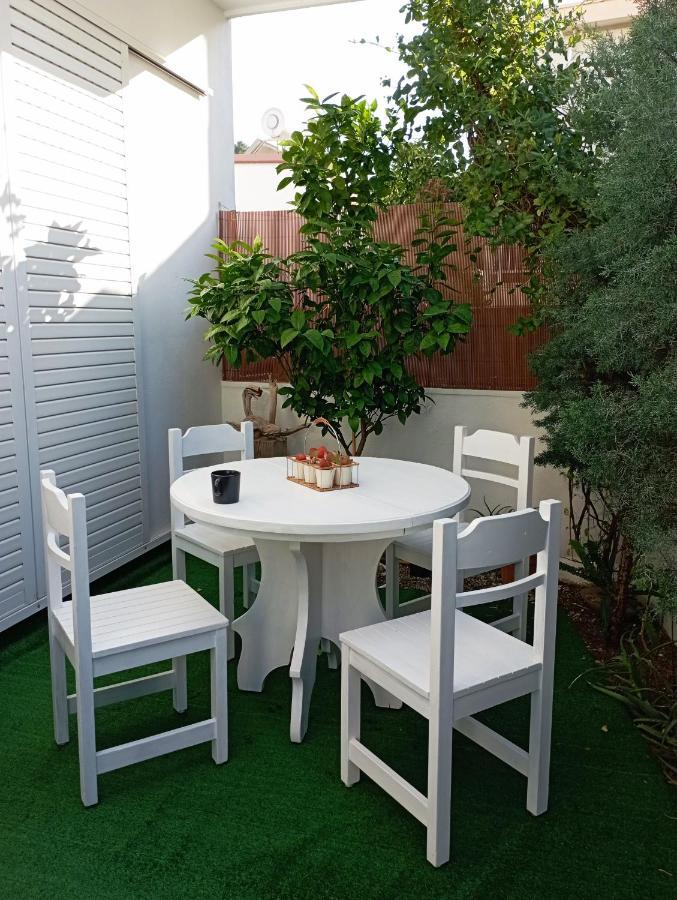 Το Διαμερισμα Τησ Μαιρησ Or Mary'S Apartment Paradeísion Zewnętrze zdjęcie